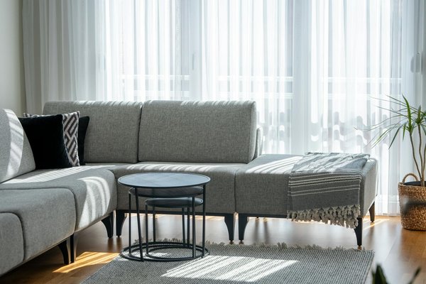 Quelle est la meilleure configuration pour un éclairage LED dans une salle de bain sans fenêtre?